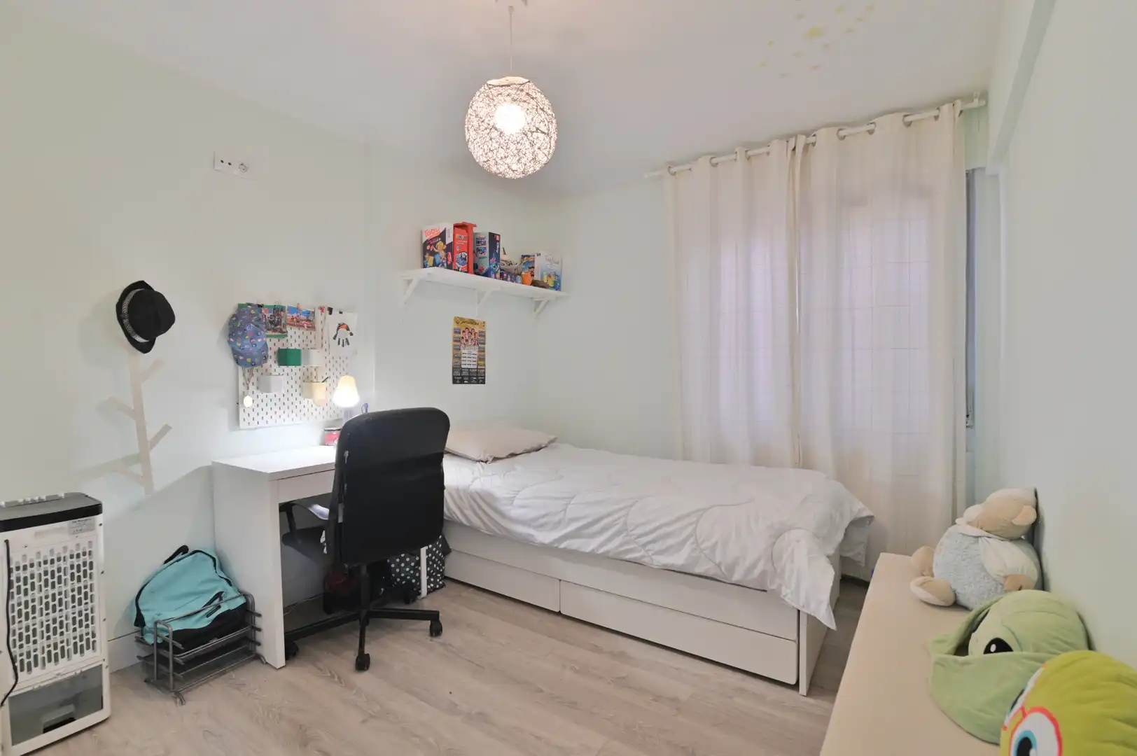 Habitación de Piso en venta en Valle de Trápaga-Trapagaran con Calefacción, Amueblado y Balcón