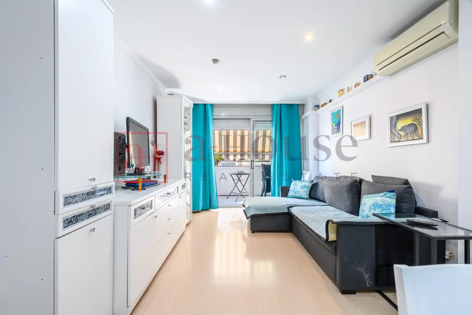 Living room of Flat for sale in Barcelona  with Air Conditioner, Heating and Terrace