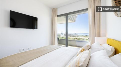 Foto 3 de Habitació a El Faro de Calaburra - Chaparral, Mijas