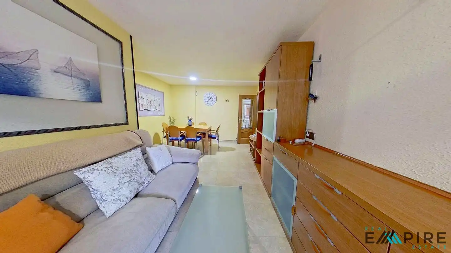Sala de estar de Planta baja en venta en Fuenlabrada con Calefacción, Terraza y Trastero