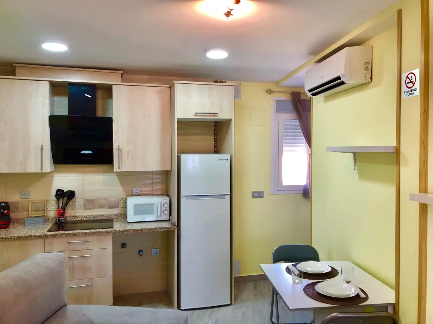 Küche von Wohnung zur Miete in Trujillo mit Klimaanlage, Heizung und Abstellraum