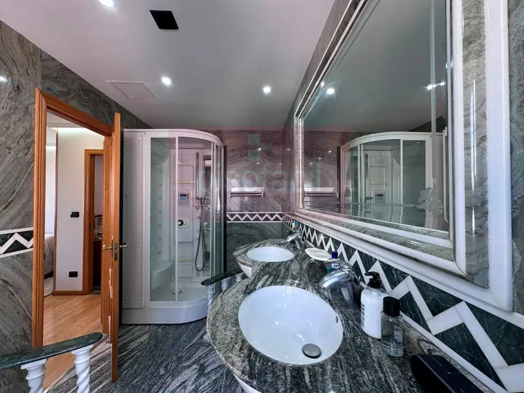 Baño de Piso en venta en Lugo