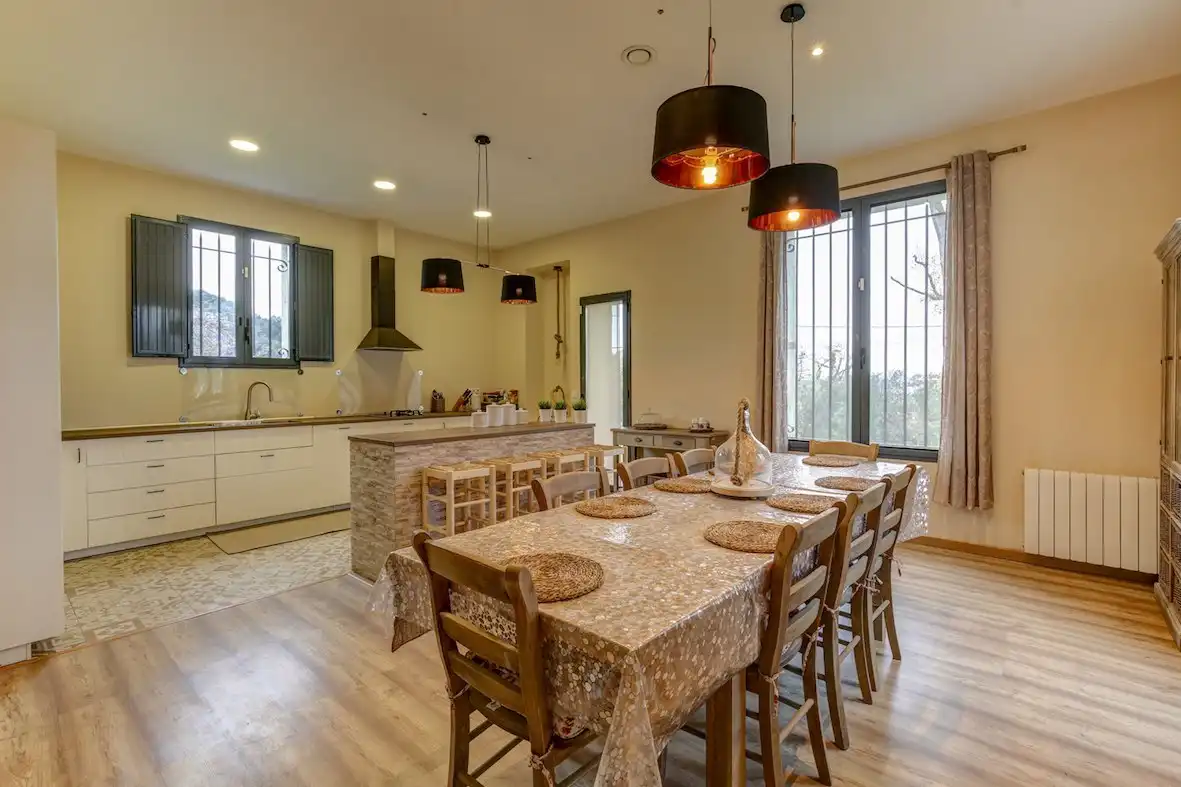 Küche von Country house zum Verkauf in Llinars del Vallès mit Klimaanlage, Heizung und Abstellraum