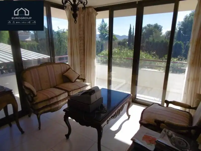 Chalet con piscina en venta en Urbanizaciones, imagen 13