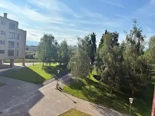 Piso en venta en Roces