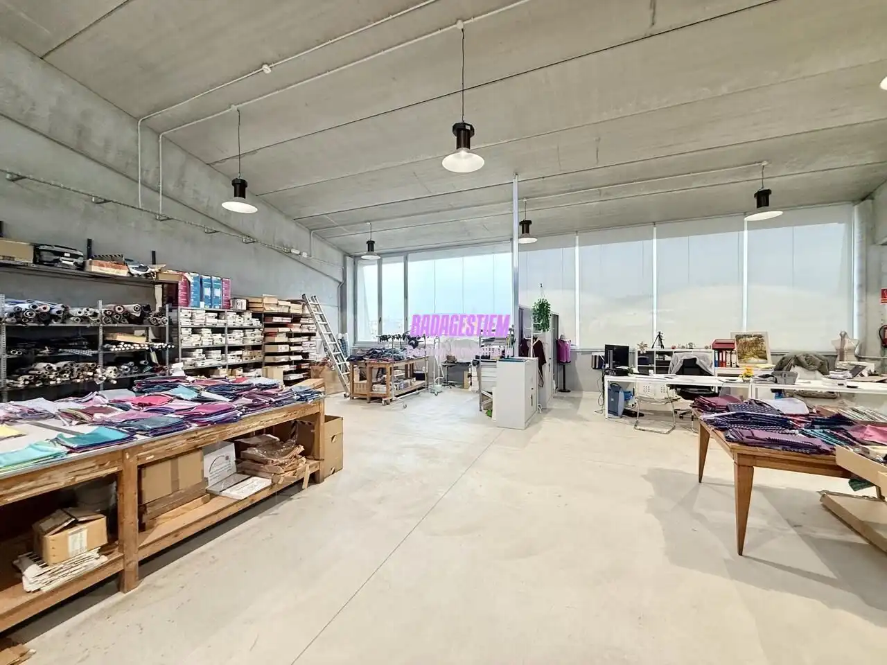 Nave industrial en venta en Plaça del Vapor, imagen 14