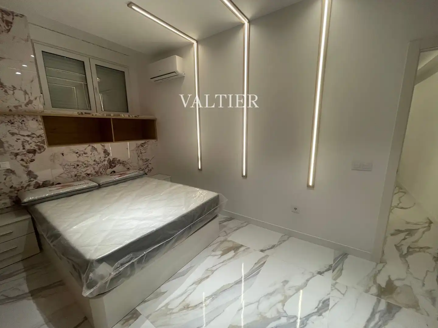 Bedroom of Flat for rent in Madrid  with Air Conditioner, Heating and Furnished