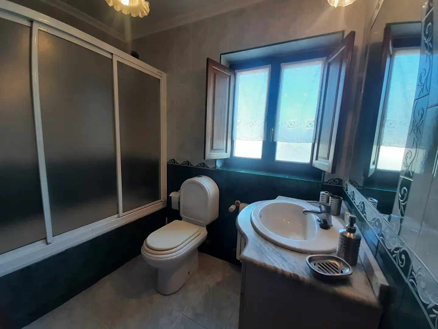 Baño de Casa o chalet en venta en Reocín con Calefacción, Jardín privado y Amueblado