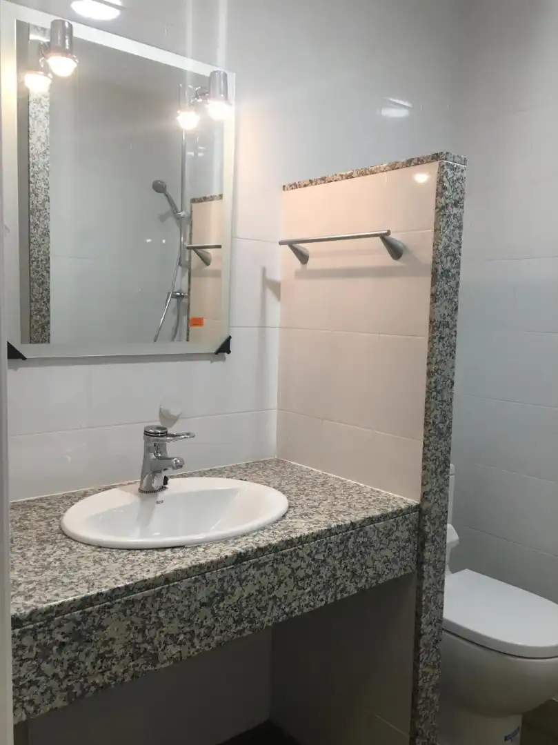 Bathroom of Office for rent in Barcelona  with Heating, Terrace and Storage room