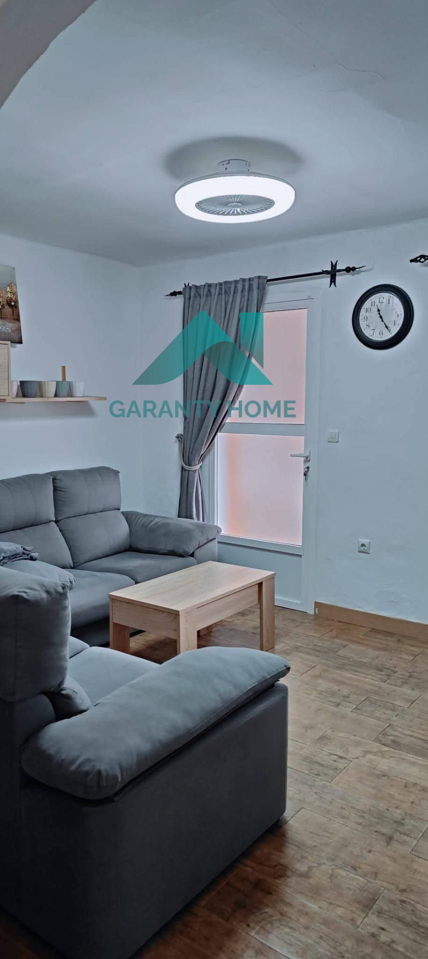 Living room of Single-family semi-detached for sale in Cáceres Capital  with Air Conditioner