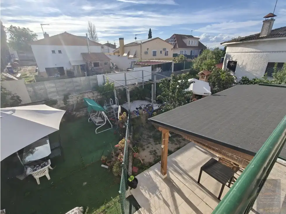 Terrace of Houses for sale in Casarrubios del Monte  with Terrace and Furnished