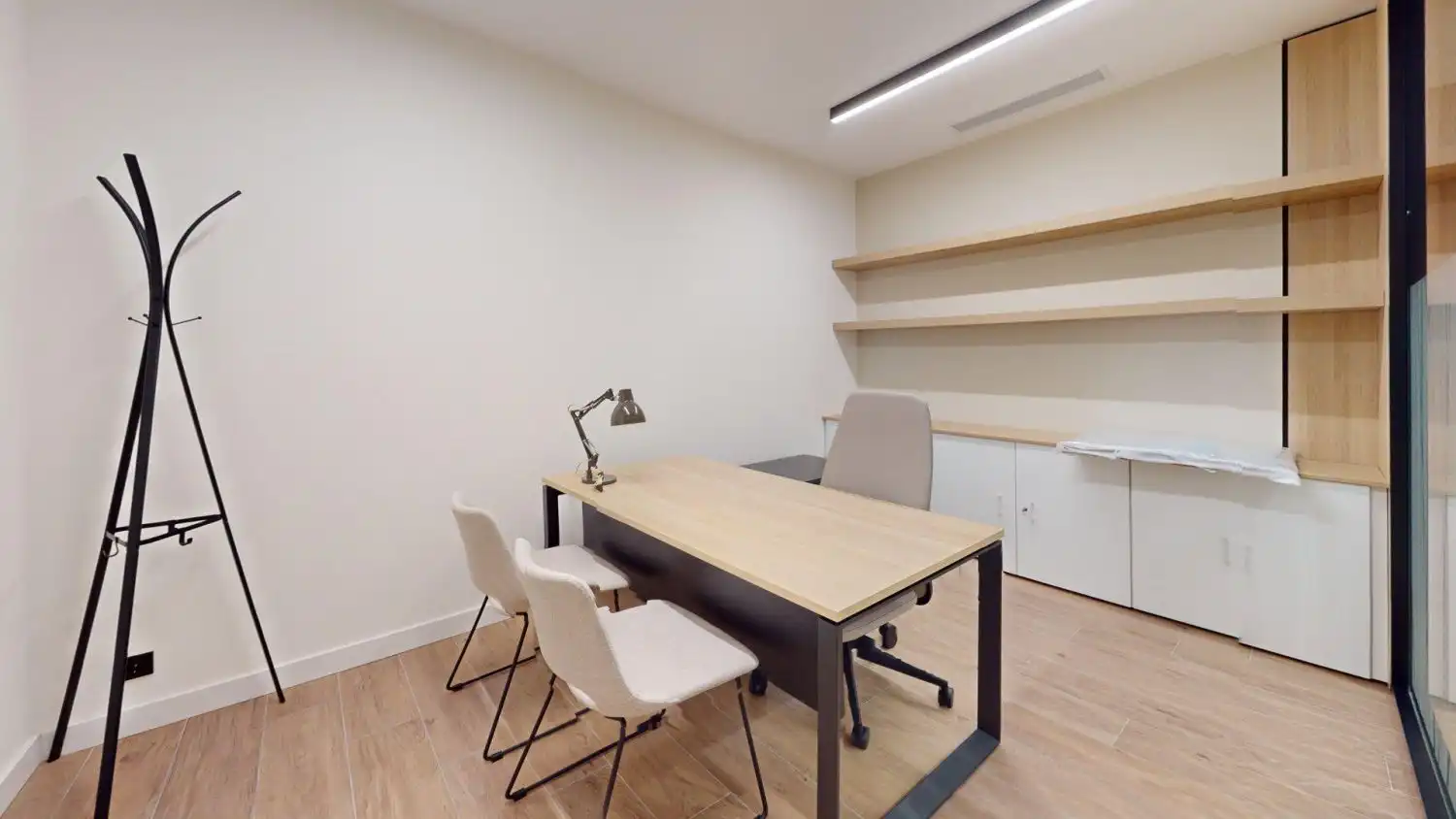 Office for rent in Barrio de los Remedios