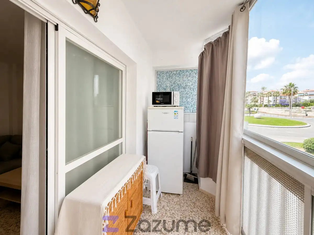 Terraza de Apartamento de alquiler en Vélez-Málaga con Terraza, Piscina y Amueblado
