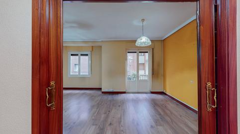 Foto 5 de Pis en venda a Calle de González Tablas, 2, 2º Ensanche, Navarra