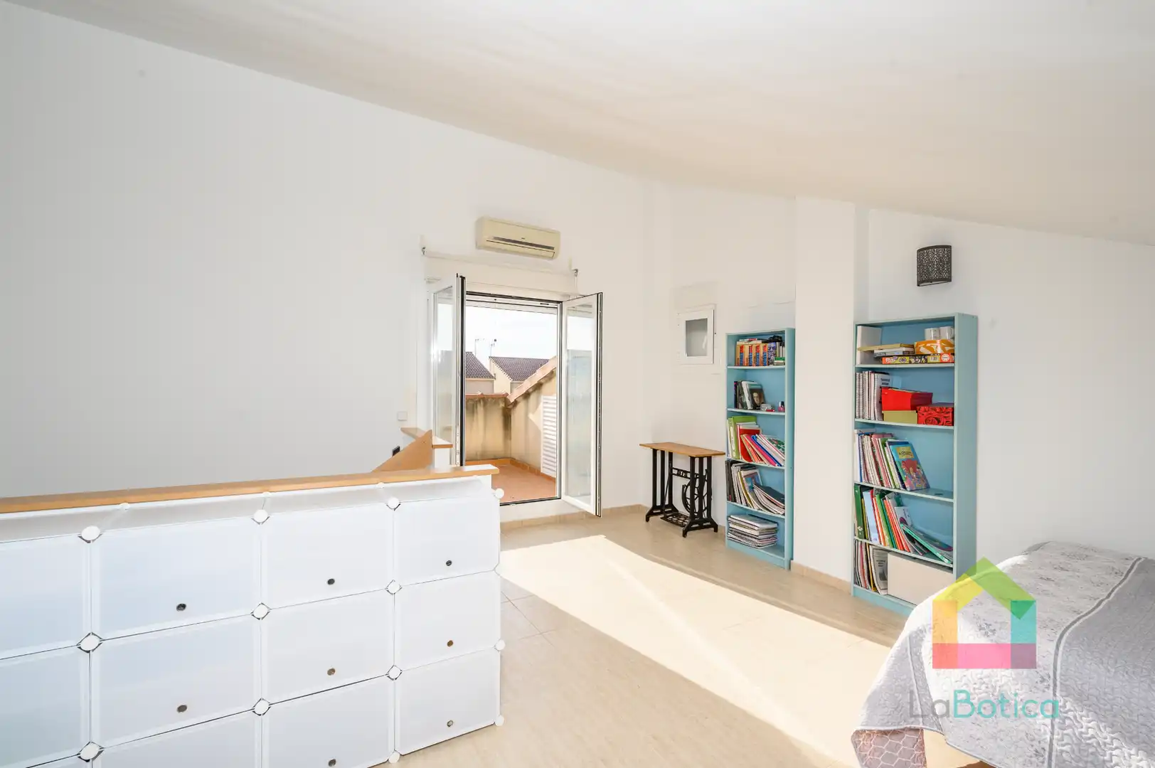 Semi-detached house with pool for sale in Magán, imagen 43