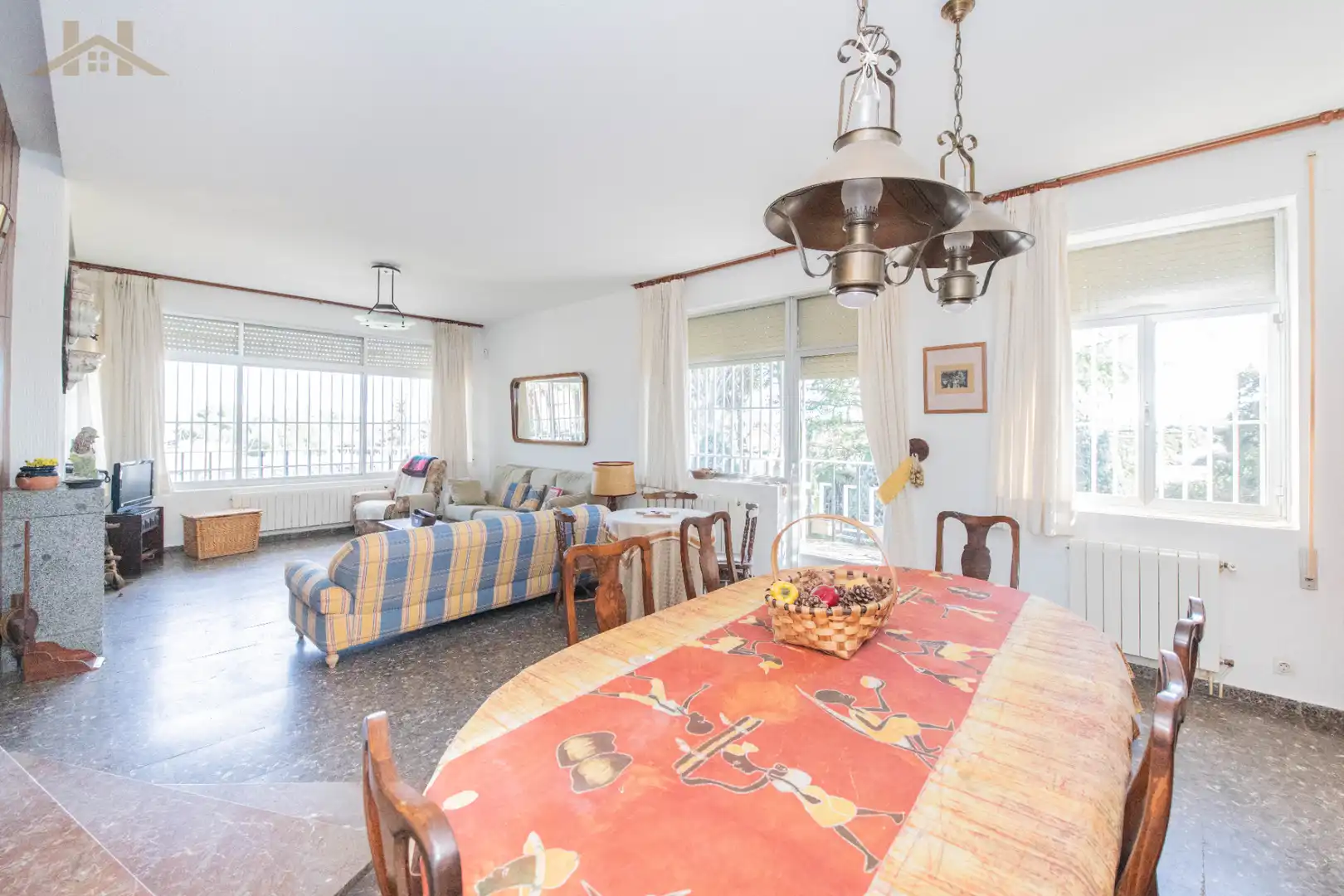 Comedor de Casa o chalet en venta en Galapagar con Calefacción, Jardín privado y Terraza
