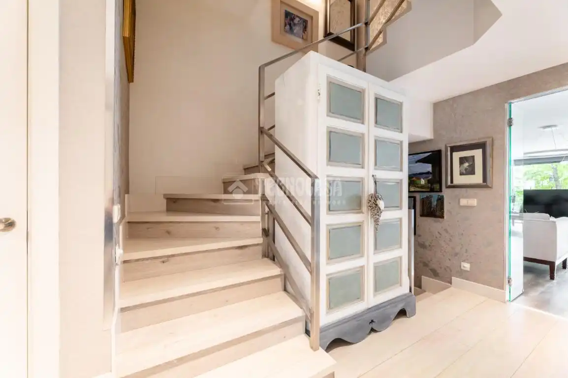 Casa adosada en venta en Torrelodones con Calefacción, Terraza y Balcón