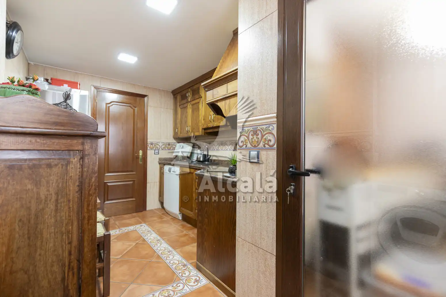Kitchen of Flat for sale in Alcalá de Henares  with Air Conditioner, Heating and Parquet flooring