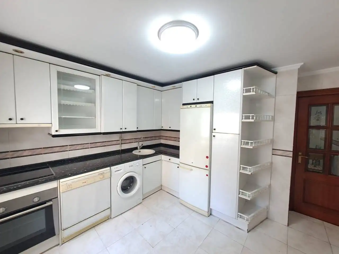 Cocina de Piso en venta en Burgos con Calefacción