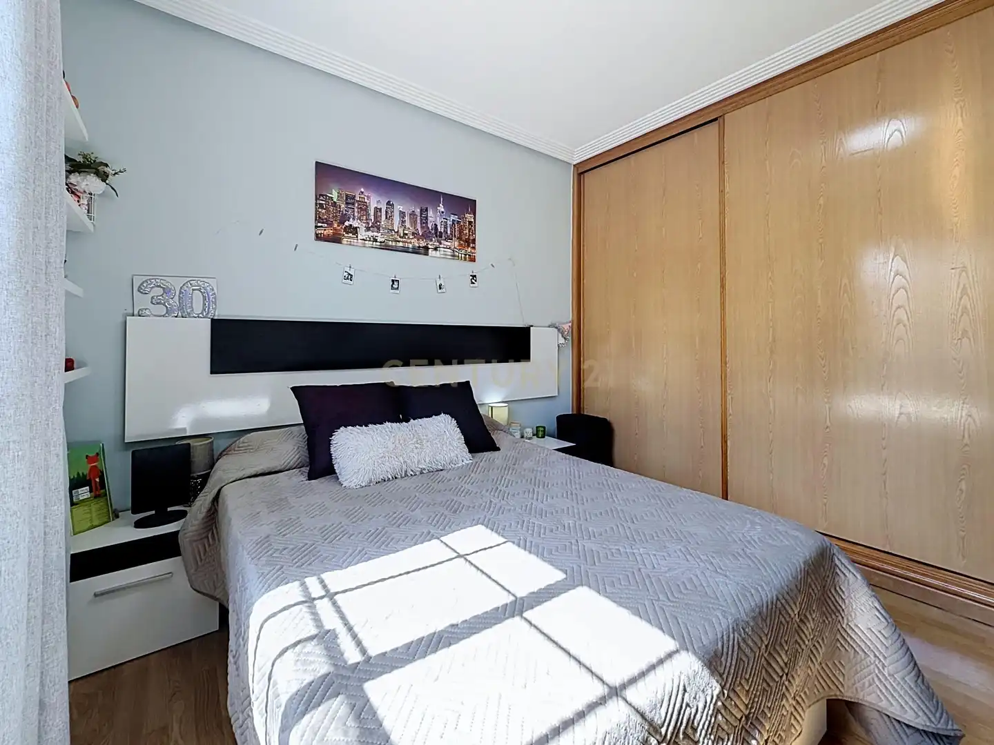 Dormitori de Casa o xalet en venda en Torrevieja amb Aire condicionat, Jardí privat i Piscina