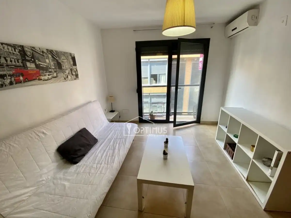 Appartamento con terrazza in vendita a Calle AMPARO BALLESTER 27, imagen 3