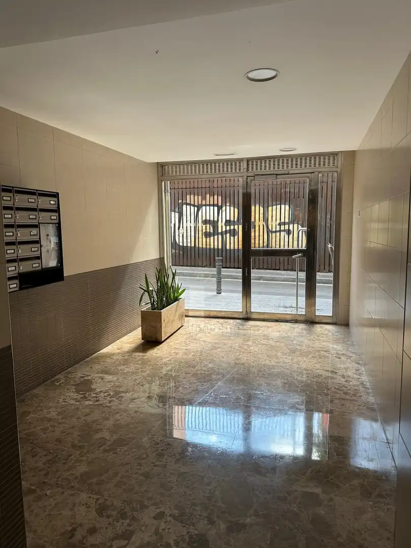 Local comercial en venda a Carrer de Girona, imagen 25