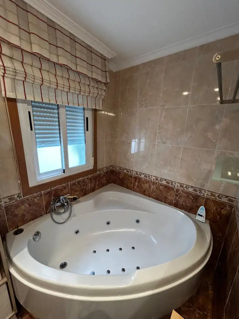 Bathroom of Duplexes for sale in Cambados  with Heating, Parquet flooring and Terrace