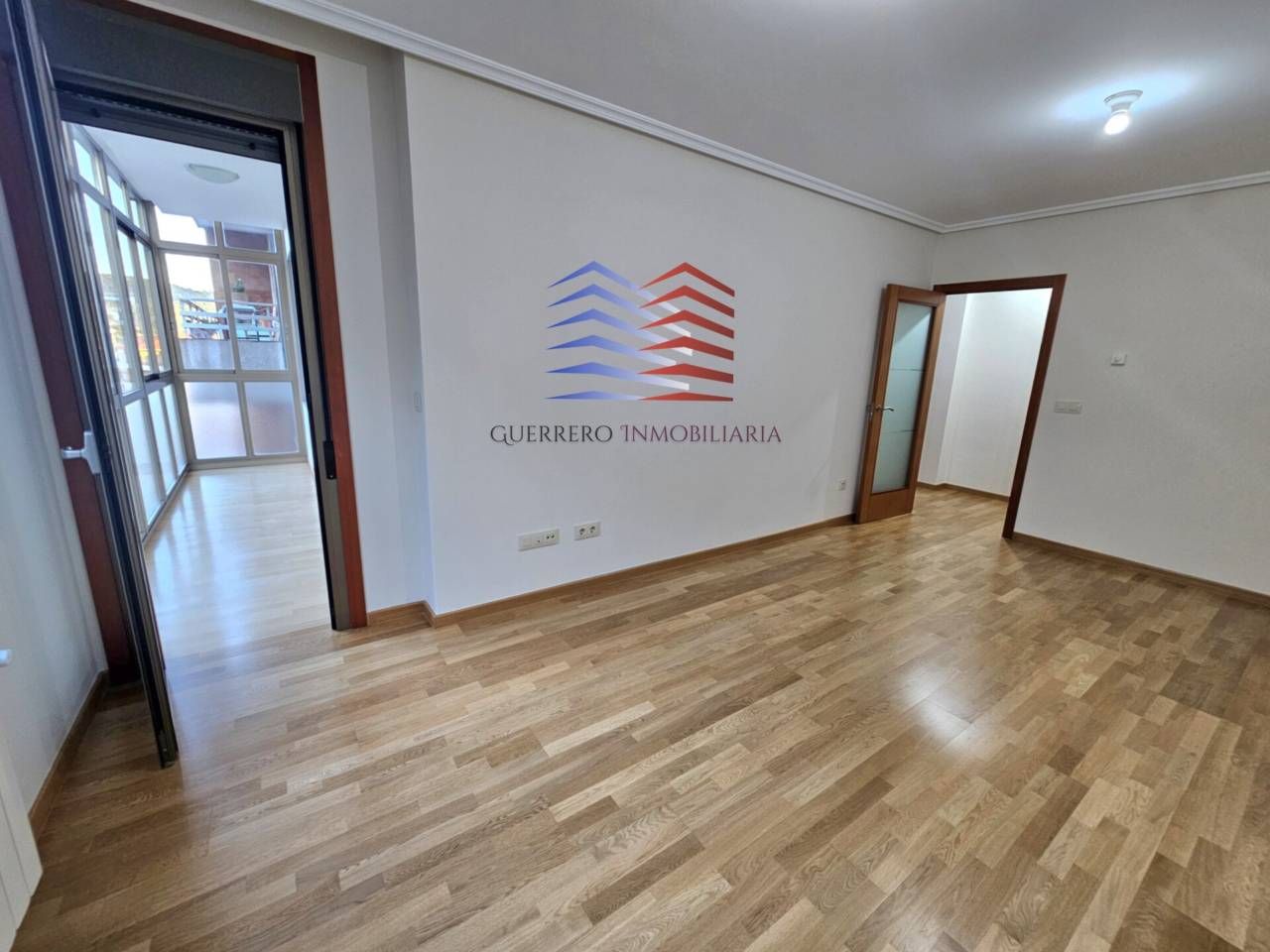 Flat for rent in Ourense Capital   with Heating, Parquet flooring and Storage room