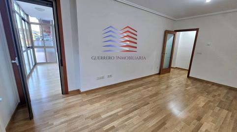 Photo 2 of Flat for rent in Calle del Río Limia, Ventiun, Ourense Capital