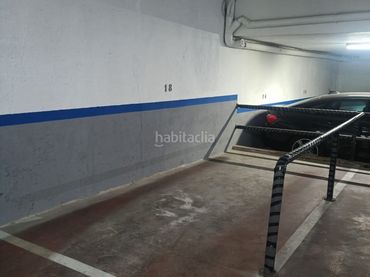 Individual en alquiler en Carrer de Sant Ernest 21