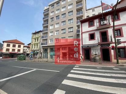 Außenansicht von Wohnung zum verkauf in Muskiz mit Terrasse