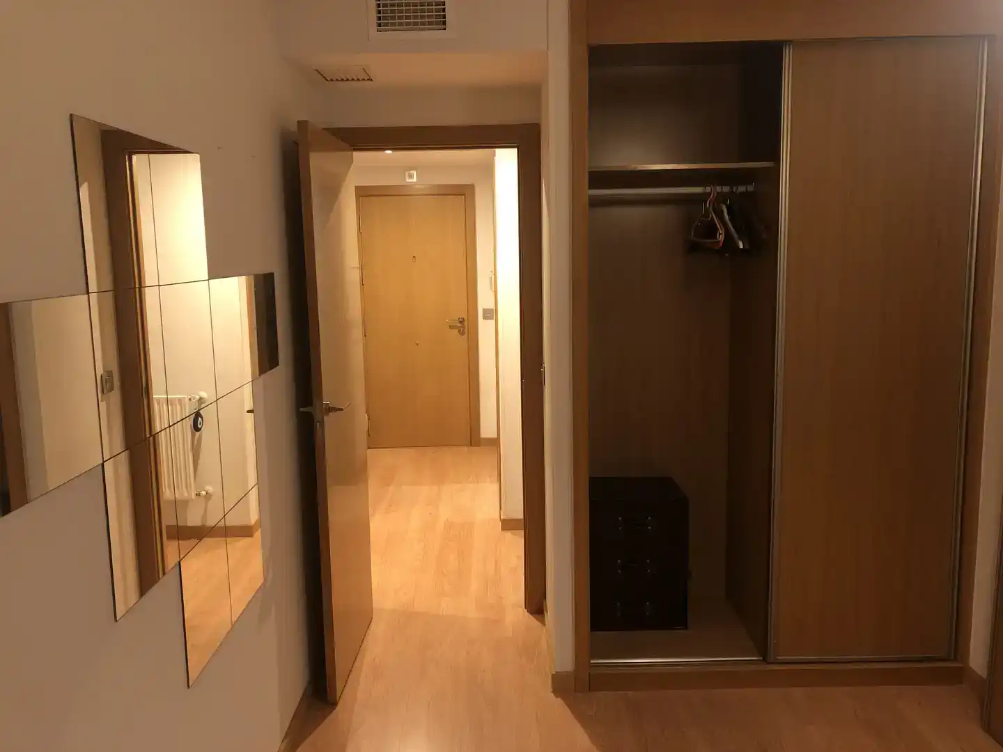 Piso para compartir en Madrid con Parquet, Piscina y Amueblado