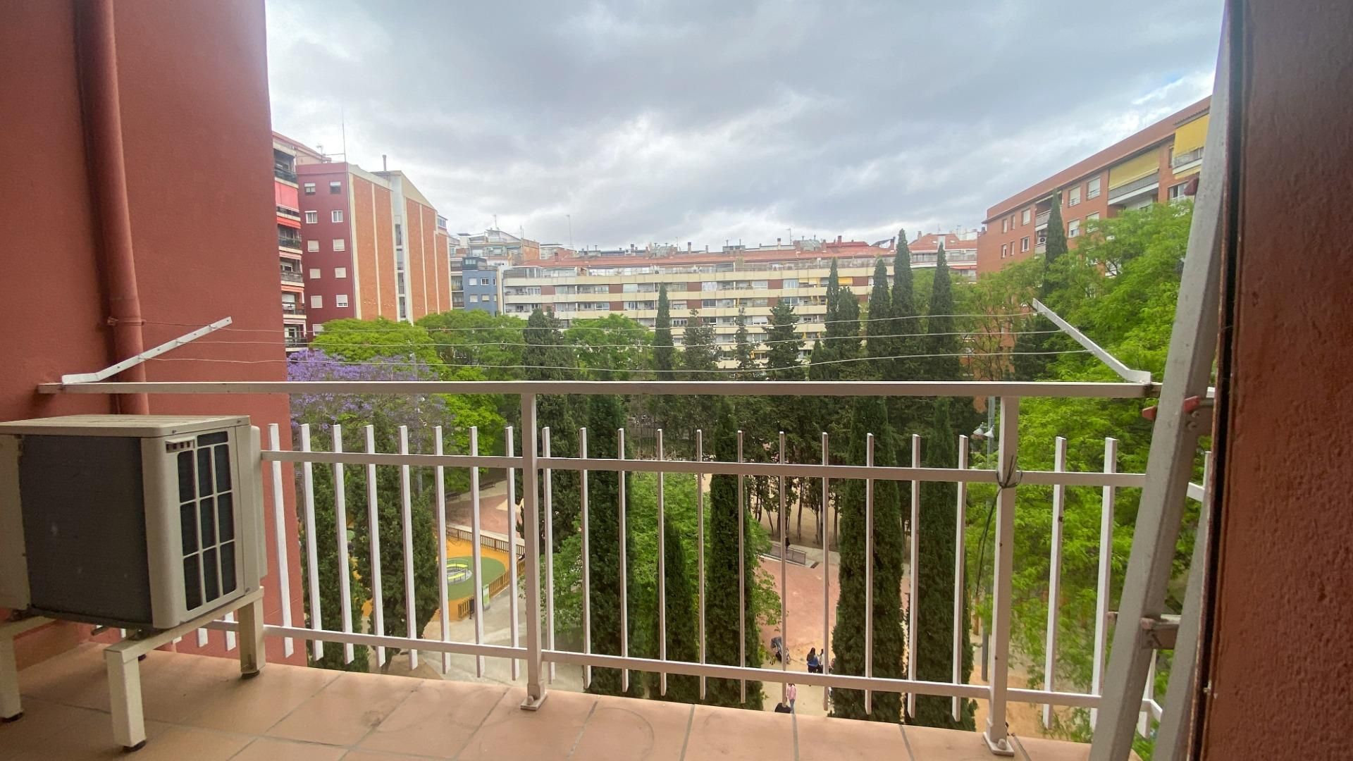 Flat for sale in La Maternitat i Sant Ramon, Les Corts