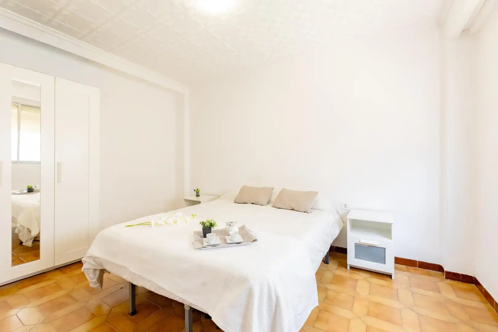 Habitación de Piso en venta en Valencia con Aire acondicionado y Alarma