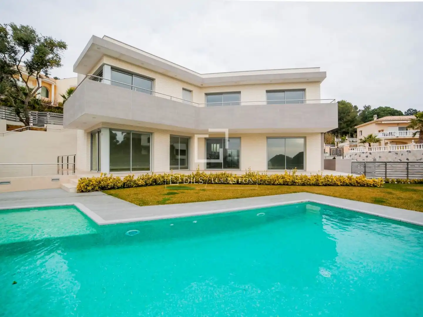 Vista exterior de Casa o chalet en venta en Lloret de Mar con Jardín privado, Terraza y Piscina
