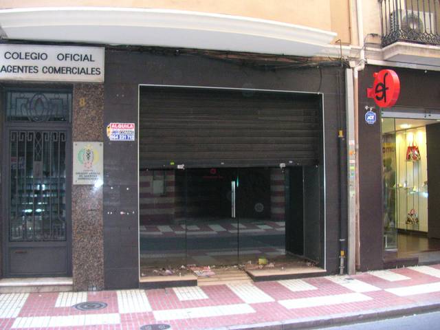 Local comercial en Alquiler en Hospital - Plaza del Real
