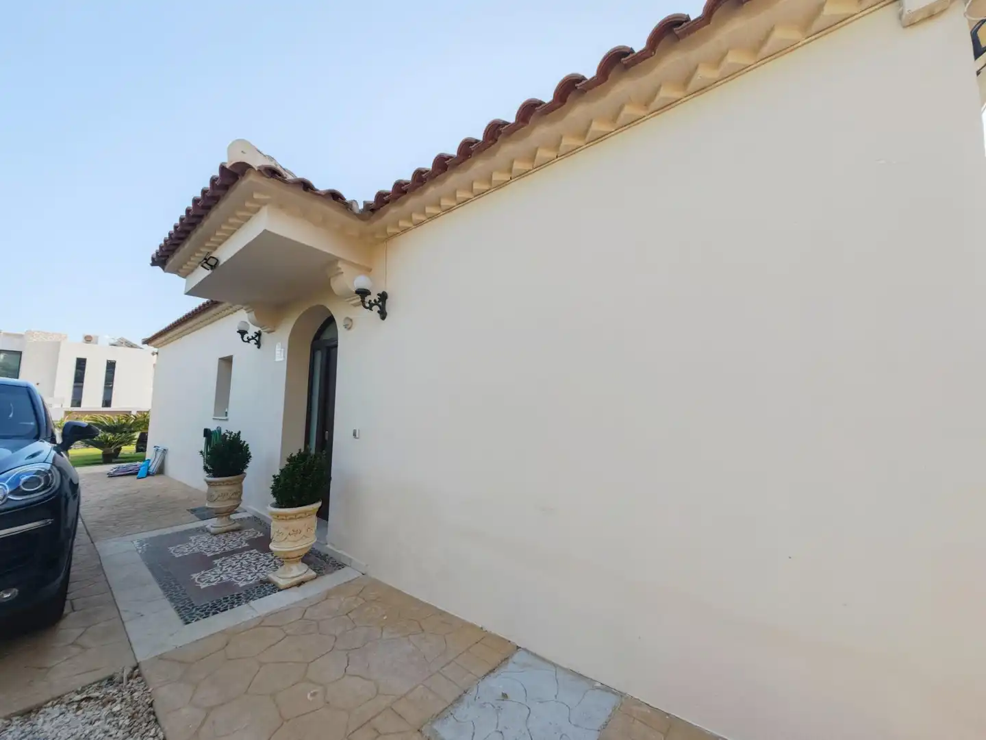 Vista exterior de Casa o xalet de lloguer en Mijas amb Aire condicionat, Calefacció i Jardí privat