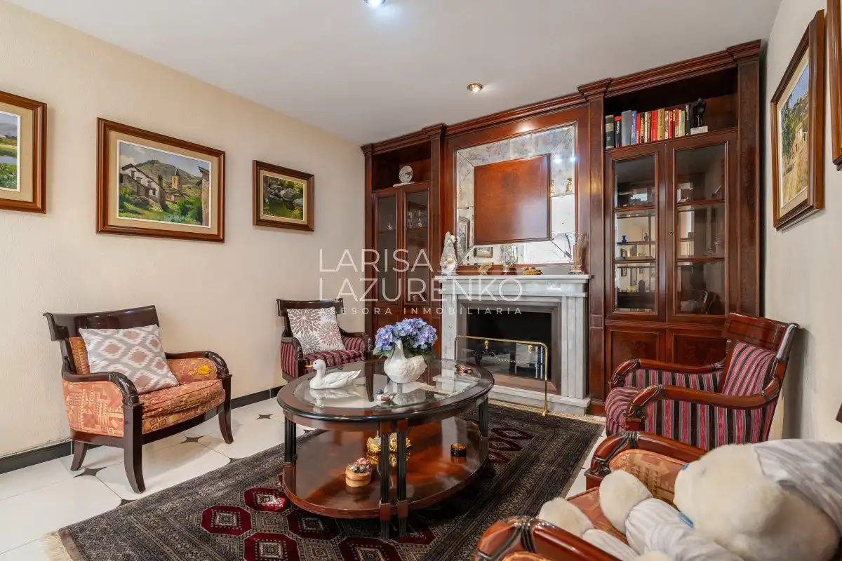 Sala d'estar de Casa o xalet en venda en Tarragona amb Aire condicionat, Calefacció i Jardí privat