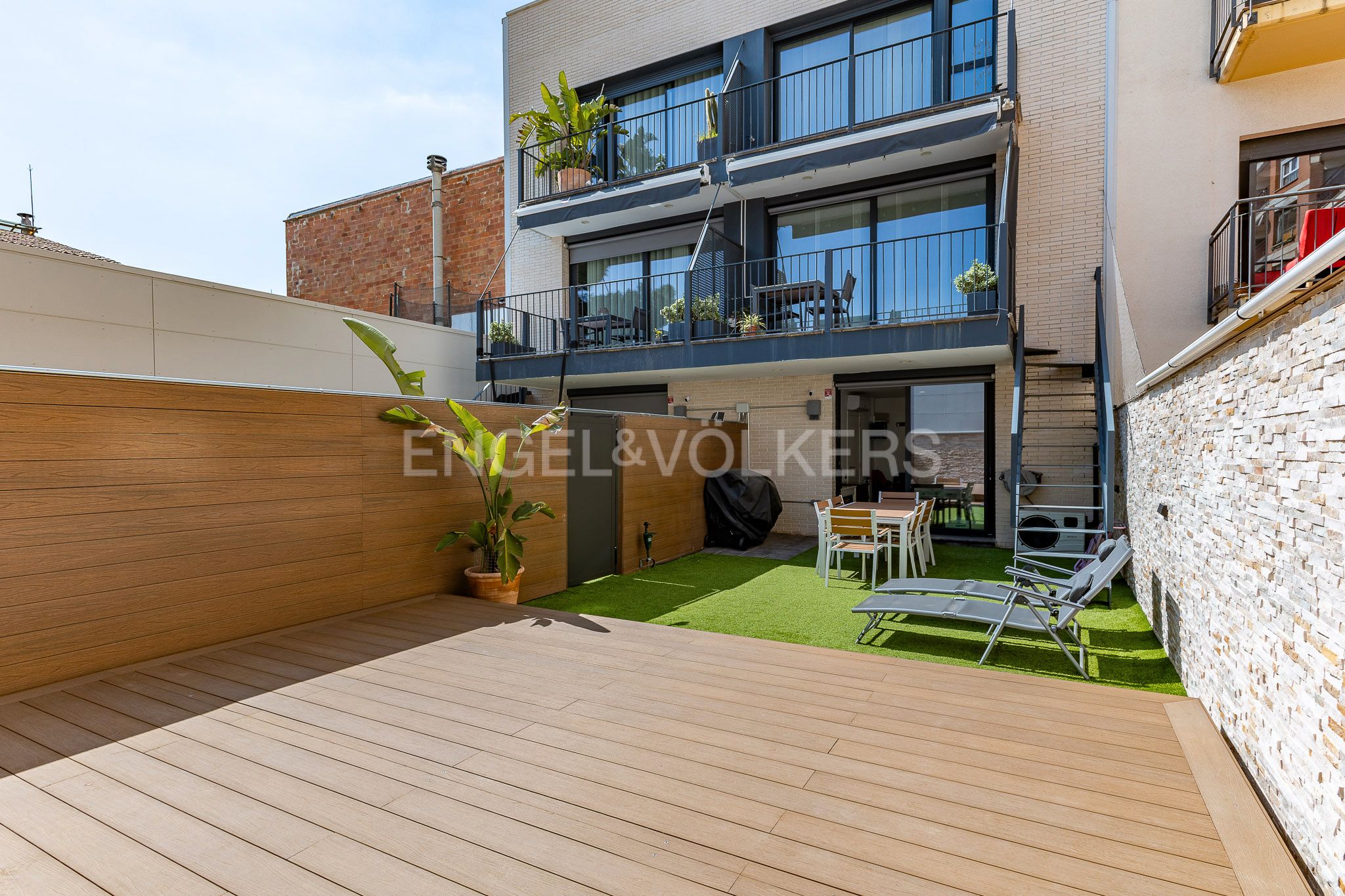 Terrassa de Casa o xalet en venda en Sabadell amb Aire condicionat, Calefacció i Jardí privat