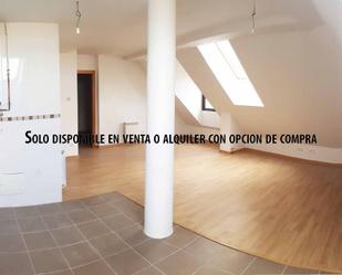 Exterior view of Attic to rent in Tudela de Duero  with Heating, Parquet flooring and Storage room