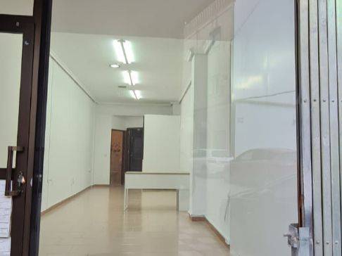 Local comercial en Alquiler en Calle San Juan de la Cruz, 4 en La Carolina