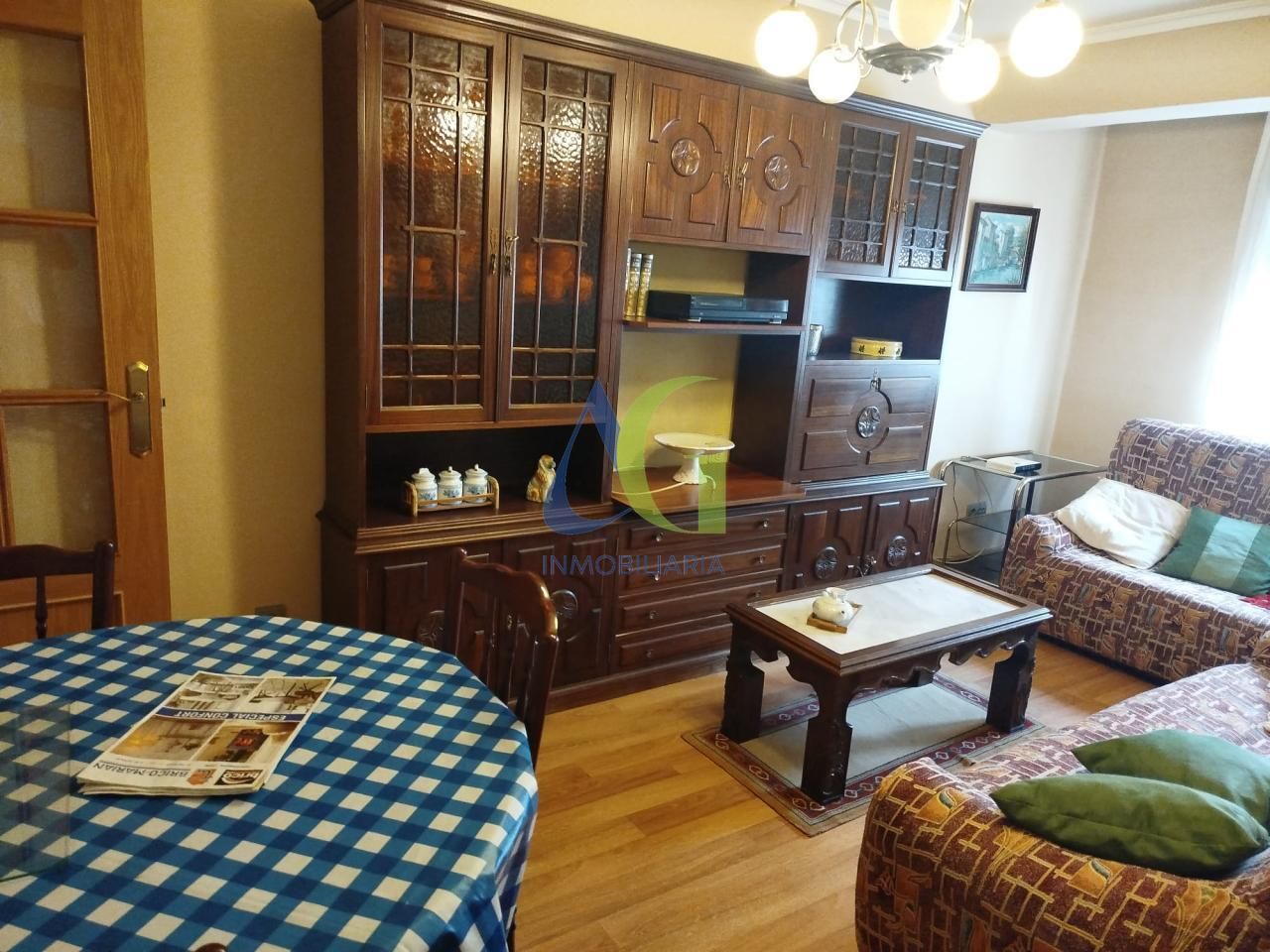 Living room of Flat for sale in León Capital   with Heating, Parquet flooring and Storage room