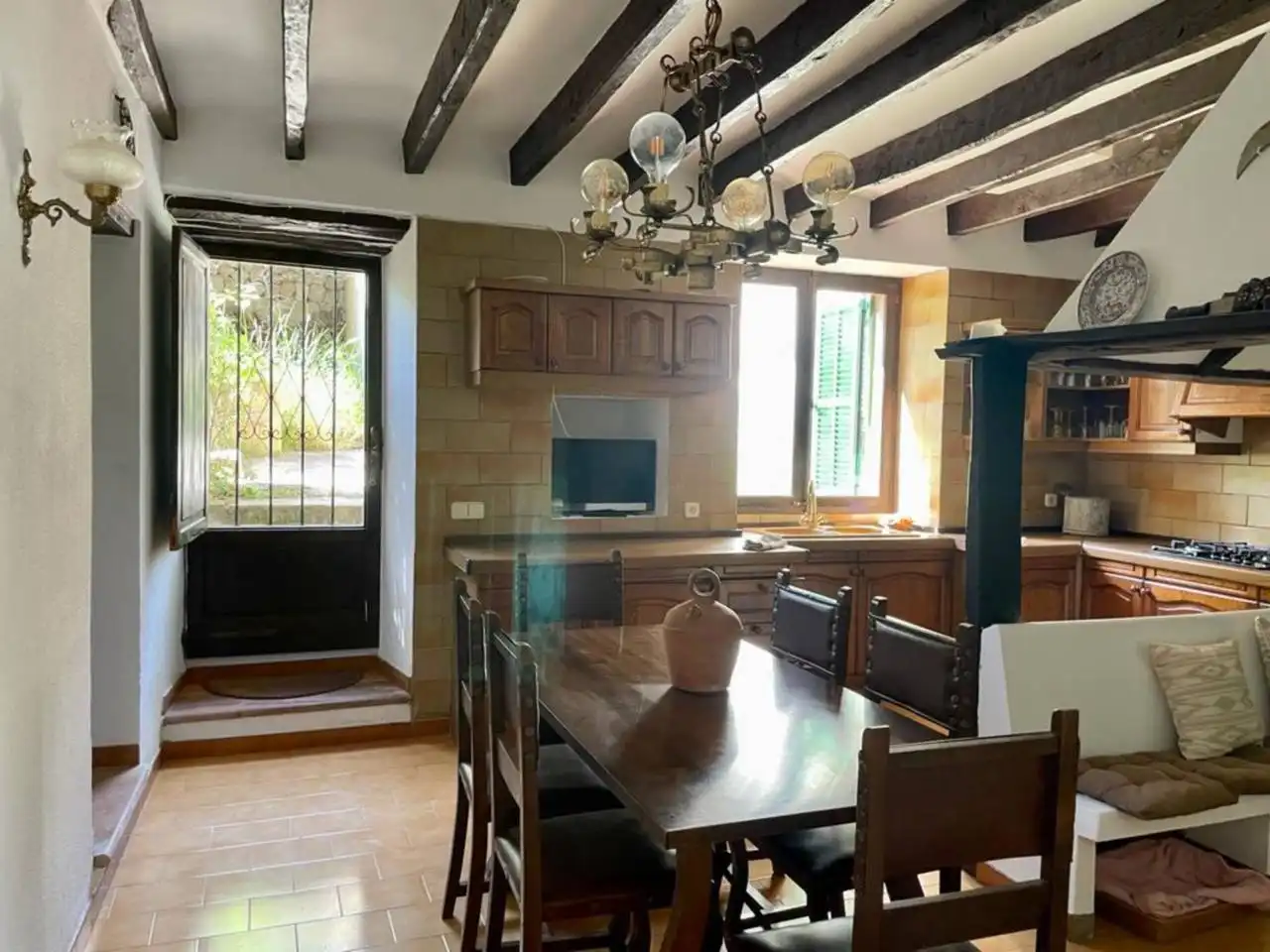Esszimmer von Country house zur Miete in Pollença mit Klimaanlage, Heizung und Privatgarten