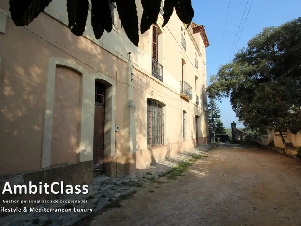 Vista exterior de Casa o chalet en venta en Llinars del Vallès con Jardín privado y Terraza