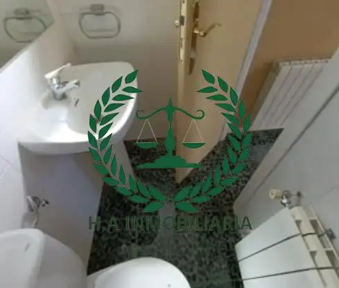 Baño de Casa adosada en venta en La Cabrera con Jardín privado