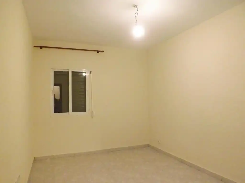 Bedroom of Flat for sale in Leganés  with Oven and Washing machine