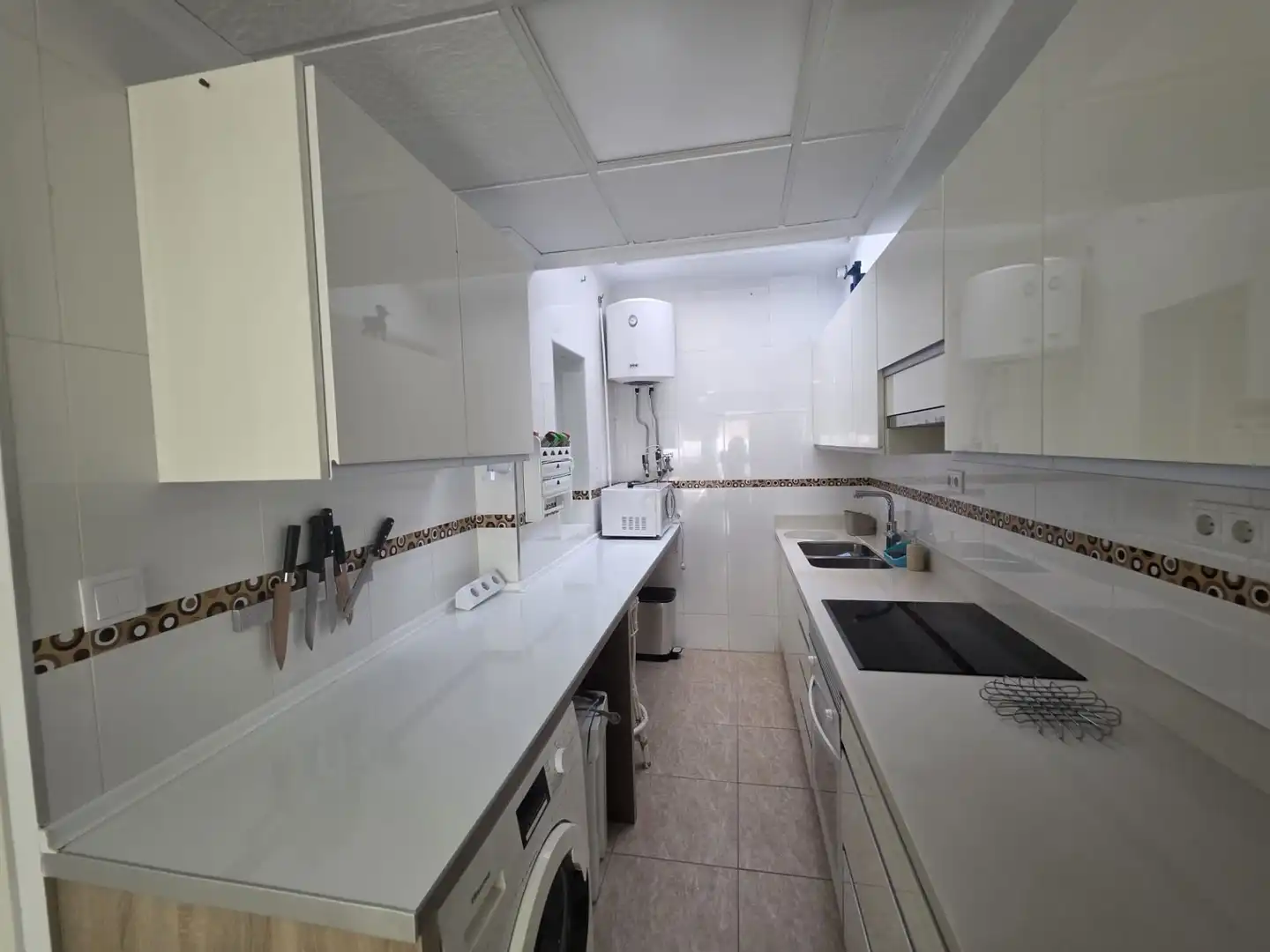 Cocina de Casa o chalet de alquiler en Santa Pola con Aire acondicionado, Jardín privado y Trastero