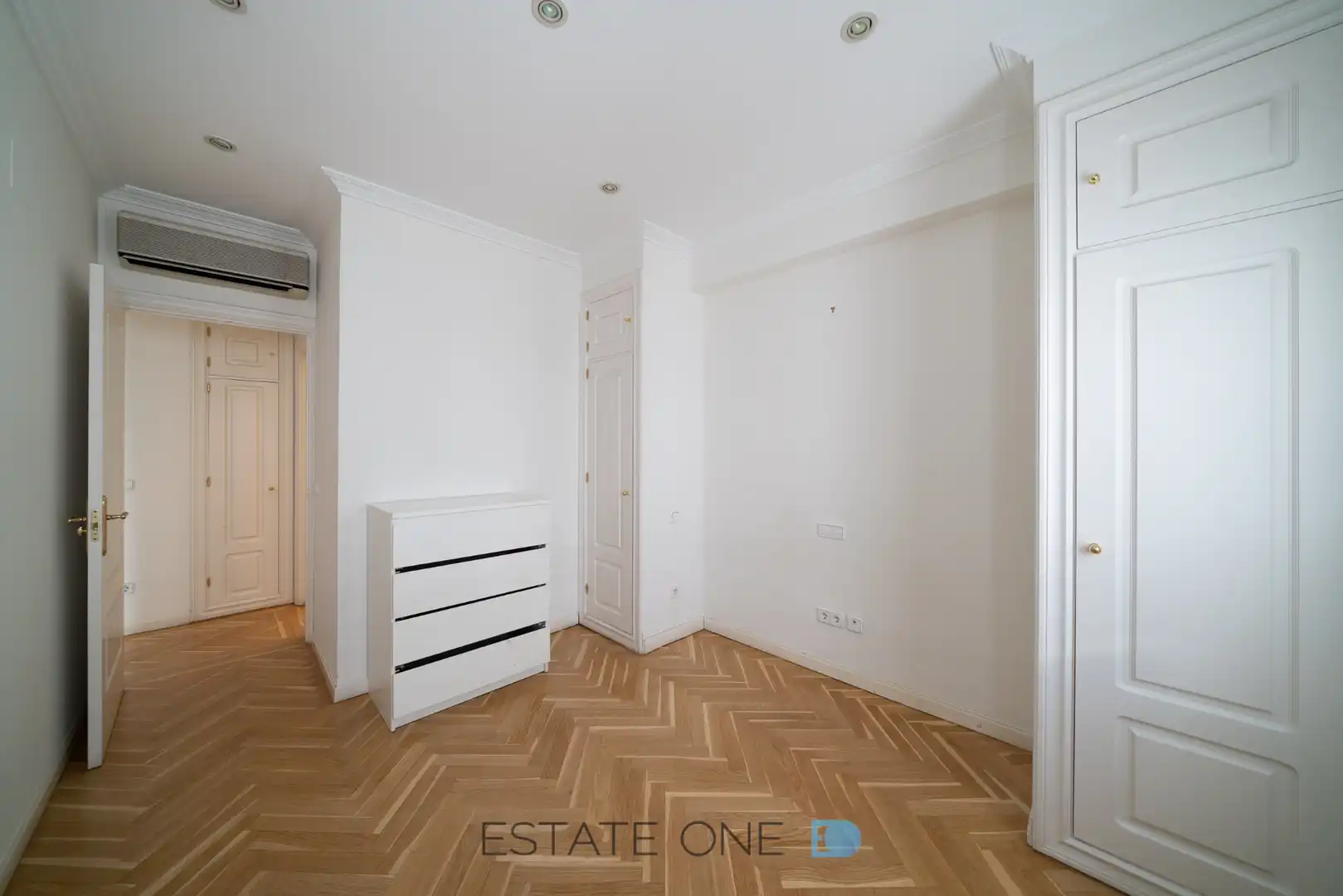 Habitación de Ático de alquiler en Madrid con Aire acondicionado, Calefacción y Terraza