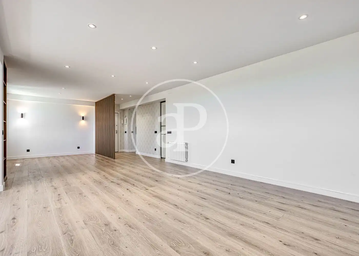 Flat for sale in Madrid  with Air Conditioner, Heating and Terrace