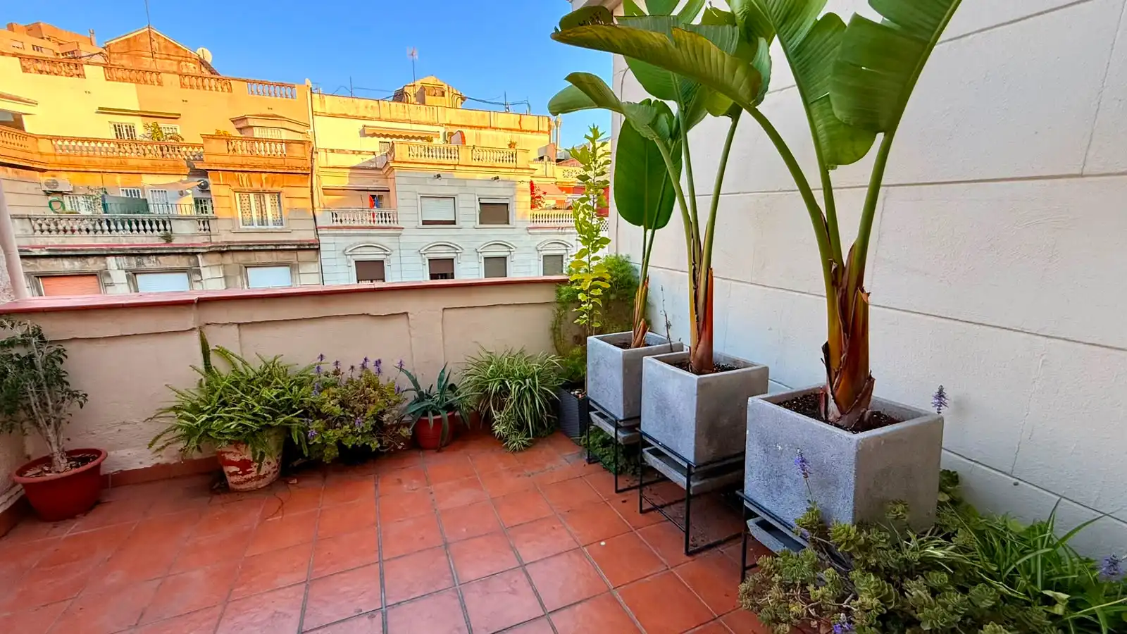 Terraza de Piso en venta en Barcelona con Calefacción, Terraza y Trastero